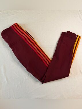 Lululemon Take A Hint High Rise Leggings Burgundy Stripe 25” Size 4